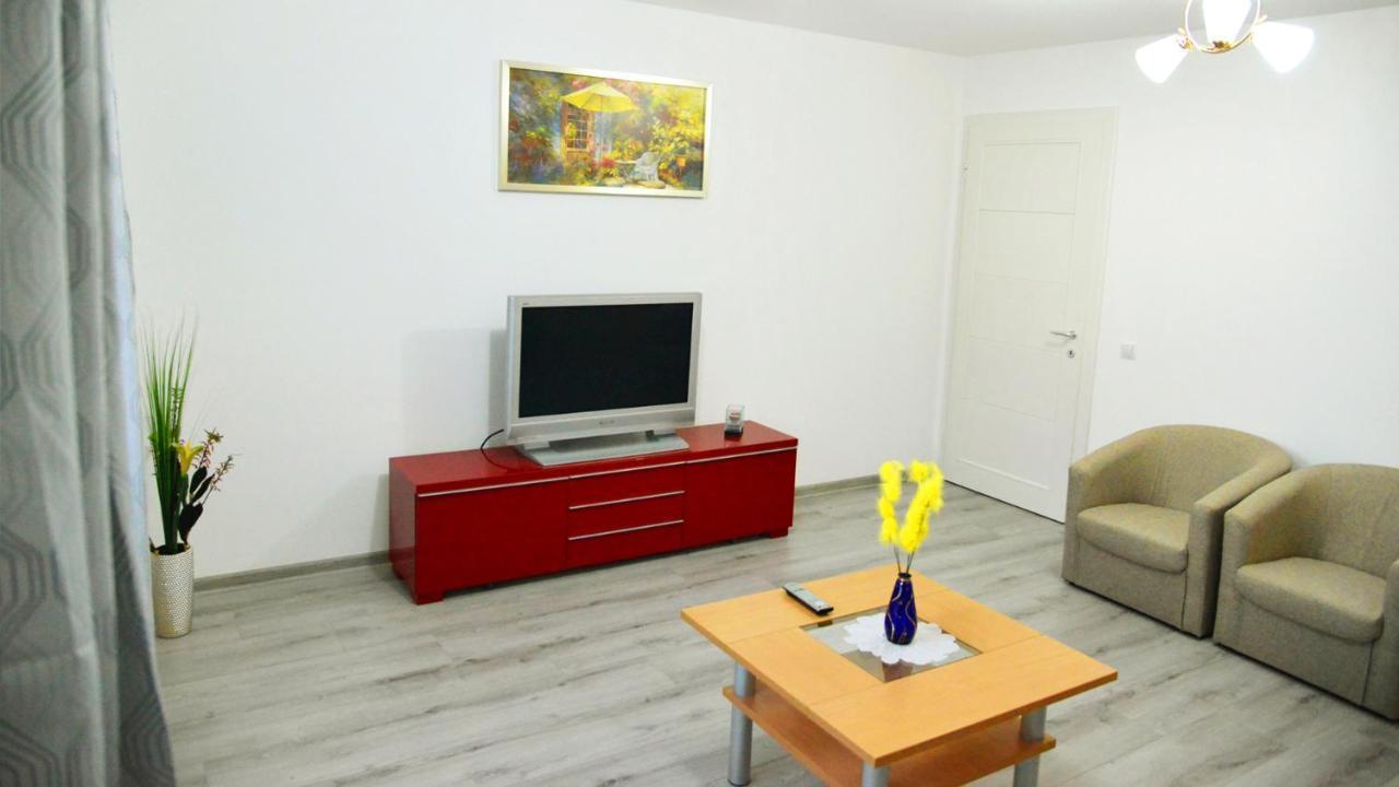 Elena Haus Aparthotel Cluj-Napoca Ngoại thất bức ảnh